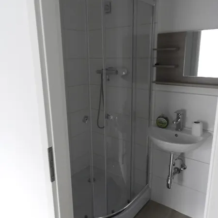 Апартаменты Helle 1-zimmer-apartment, In Der Naehe Von Bahnhof Хайденхайм-ан-дер-Бренц